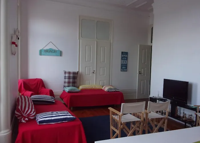 Hostel 402
